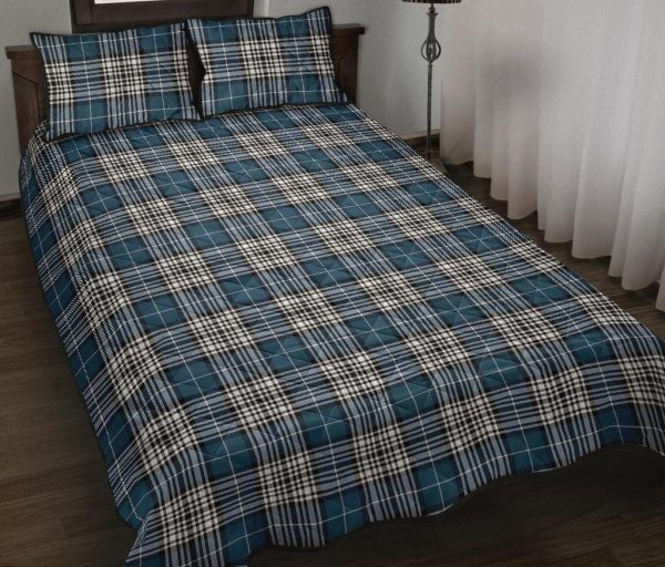 Napier Modern Tartan Quilt Bed Set For Sale