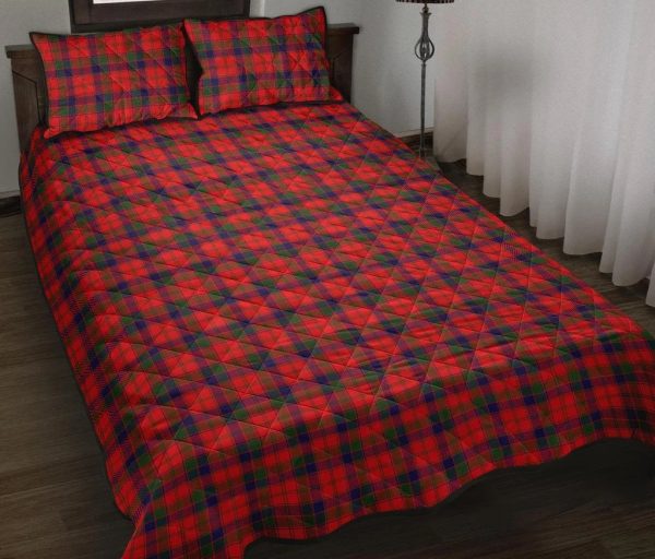 Robertson Modern Tartan Quilt Bed Set on Sale